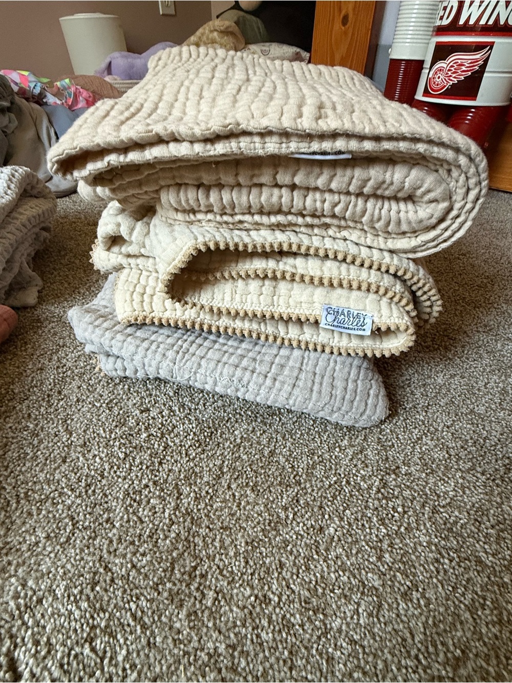 Cream Waffle-Texture Throw Blanket (3)